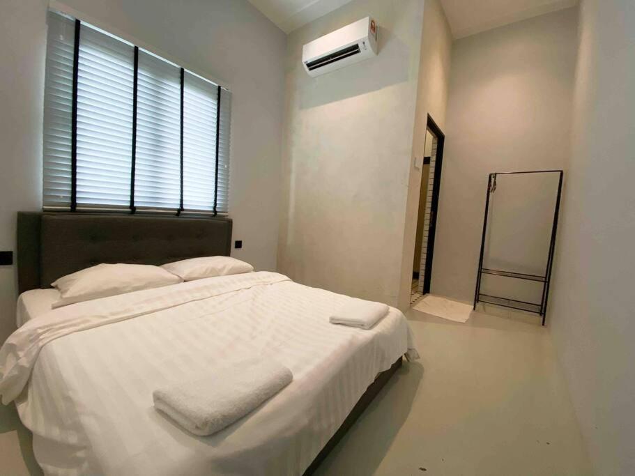 Zen Retreat Glass Pool Villa Taiping Εξωτερικό φωτογραφία