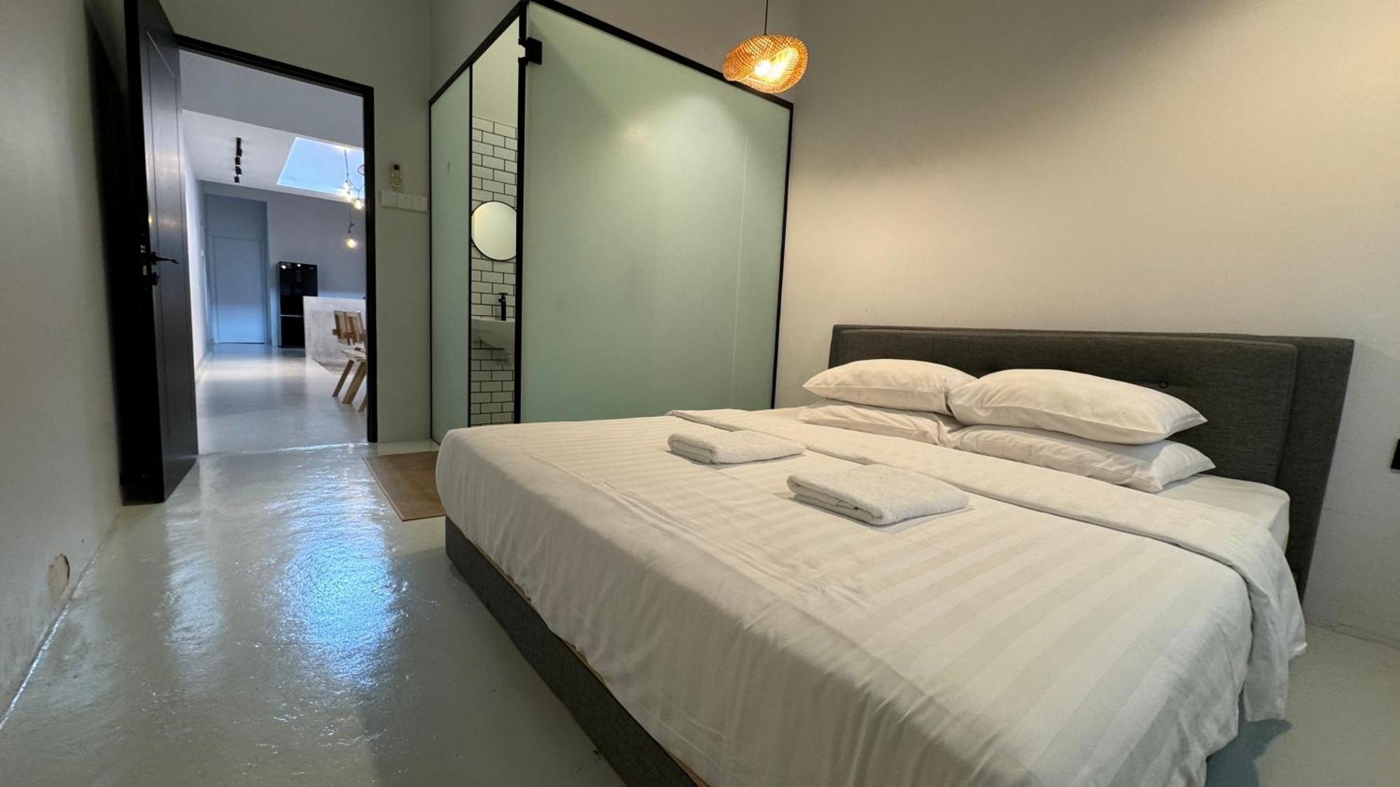 Zen Retreat Glass Pool Villa Taiping Εξωτερικό φωτογραφία